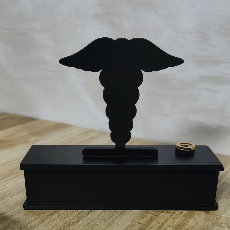 Doctor’s Honor Pen Holder