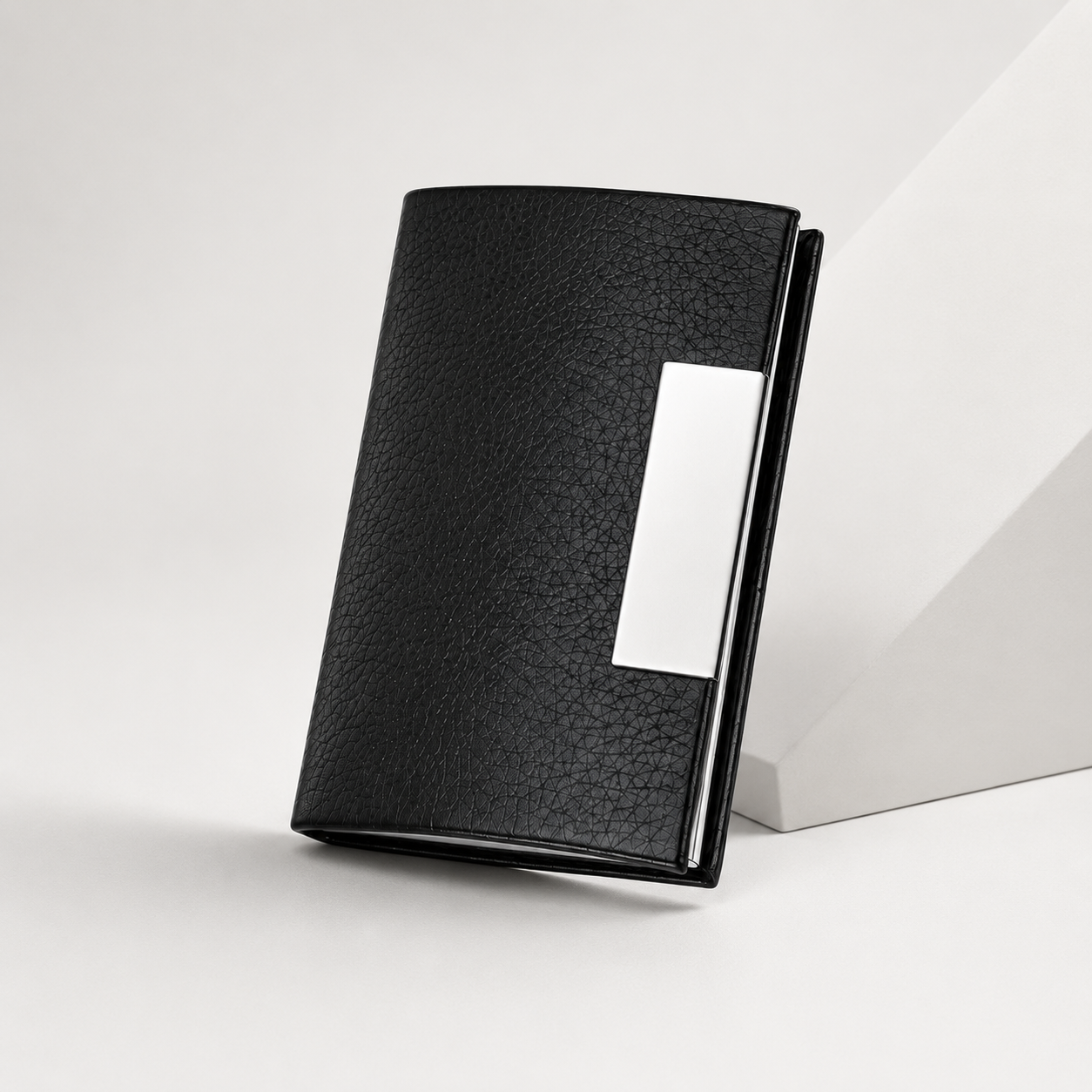 Executive Magnetic Cardholder view 3